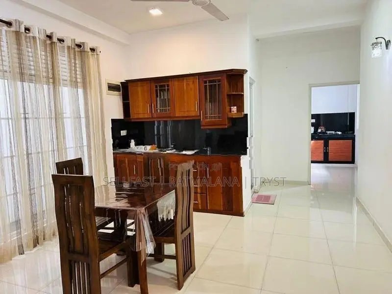 Fully Furnished 2-Bedroom Apartment in Mount Lavinia