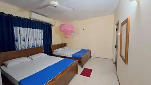 ලයන් හොලිඩේ හෝම් - අනුරාධපුරය (Lion Holiday Home)