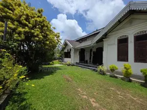 37 Perches - 100 Years Old Antique House For Sale Wathara