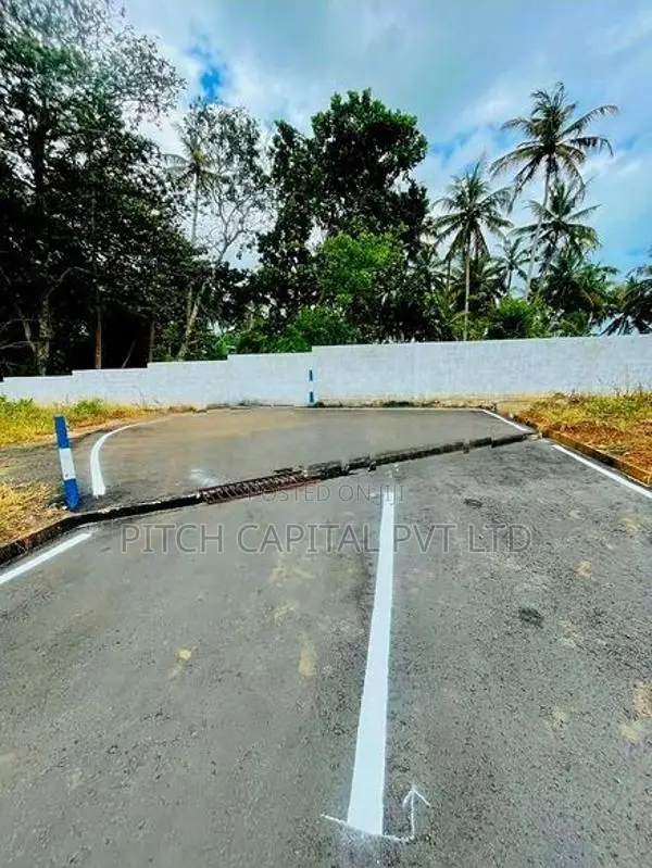 Valuable Land for Sale in Dondra