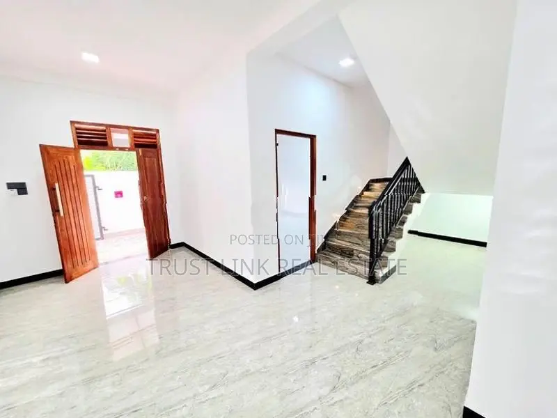 2-Story House | Ready to Move In! Ragama.