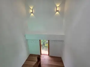 Luxury House For Sale in Makuluduwa