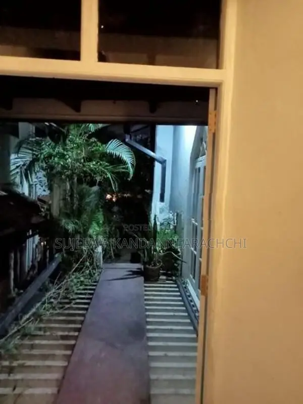2nd Floor Beautiful House for Rent Angoda