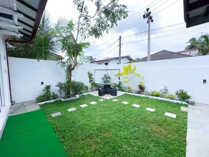 Fully Furnished Villa for Rent – Thalawathugoda