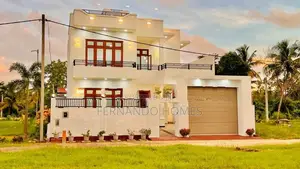 Nice Living Good Area Luxury Upstairs House For Sale In Negomo