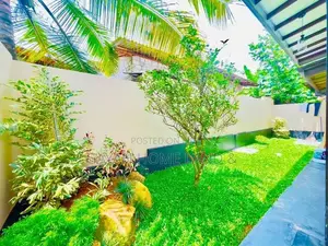 ඉහළ ප්‍රමිතියෙන් යුතු අලුත්ම දෙමහල් නිවසක් විකිණීමට ගෝනපොල හංදියට ආසන්