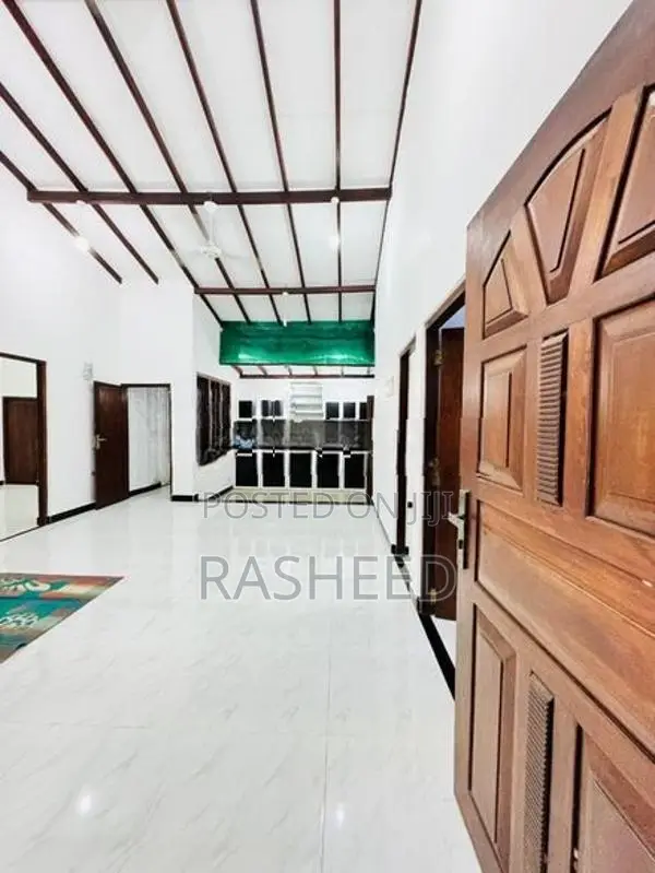 5.5 perch single new house for sale in Kalubowila Dehiwala