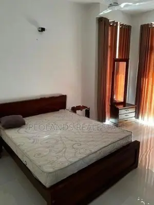 (NAR799) Fully Furnished 3 Bedroom Apartment for Rent in Colombo 7