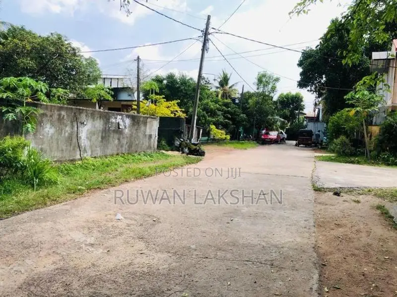 Land For Sale In Rajagiriya