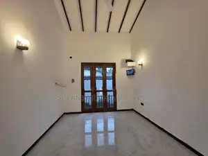 Brand New Super Quality Mordern House - Polgasovita
