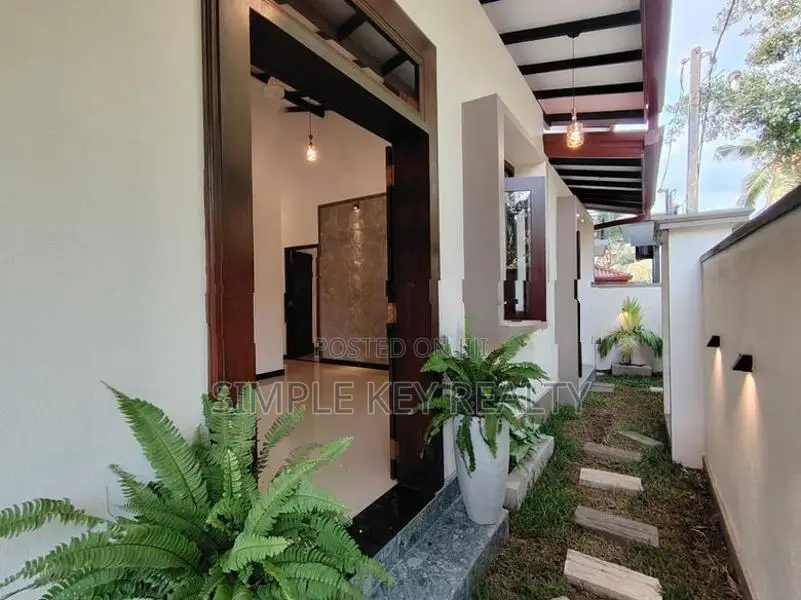 Kottawa Brand New Single Stored House for Sale