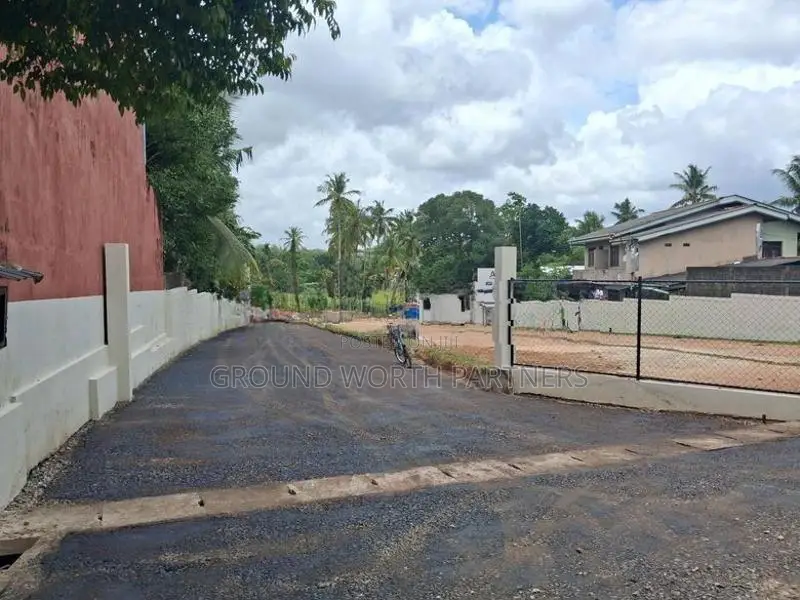Valuable Land for Sale in Thalawathugoda