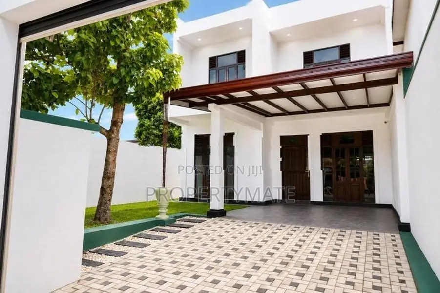 Modern Two-Storey House for Sale in Kesbewa Piliyandala