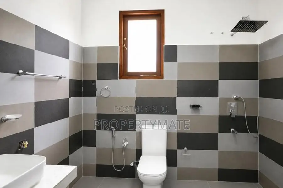 Modern Two-Storey House for Sale in Kesbewa Piliyandala