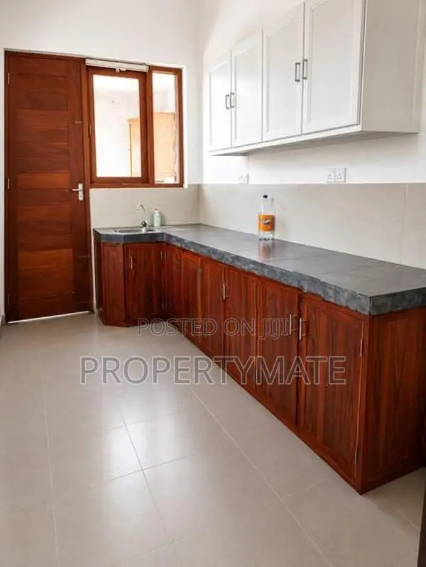 Three House on one Lot for Sale in Rajagiriya