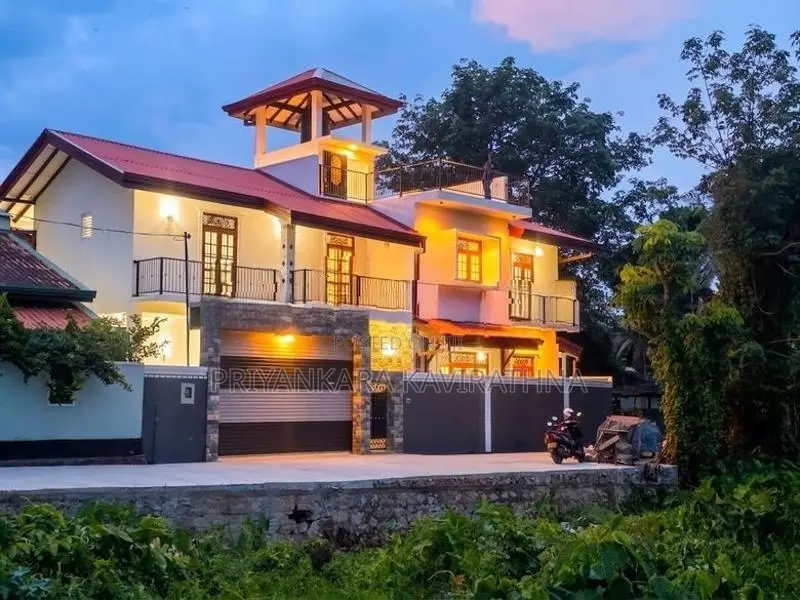 මනරම් වෙල් යායකට මූණලා ඉදි වු සුවිසල් අලුත්ම නිවස විකිනීමට - කැස්බෑව