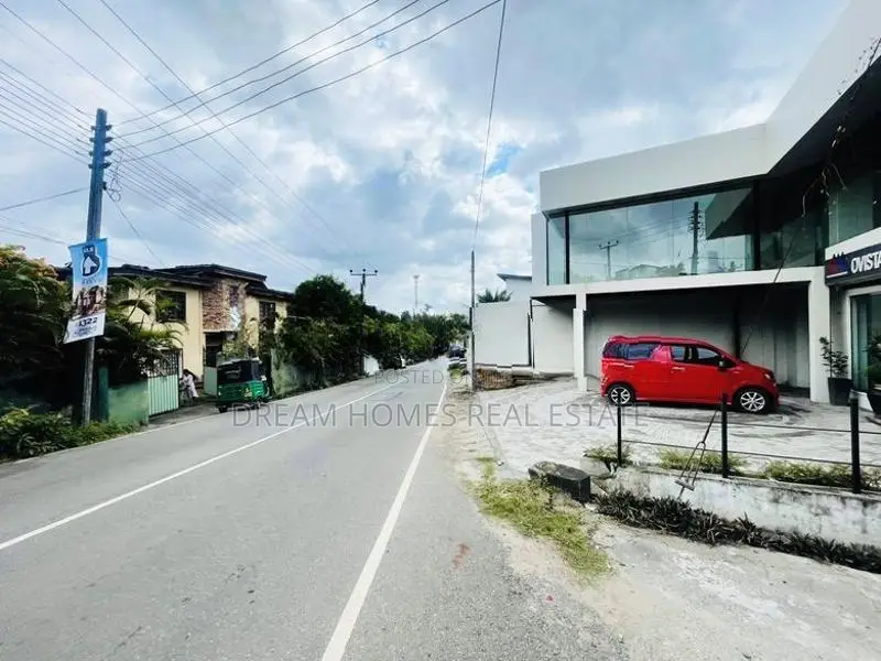 Commercial Building for Rent – Thalawathugoda Road