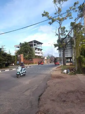 කටුනායක 18 කණුව ඉඩමක් විකිණීමට ඇත