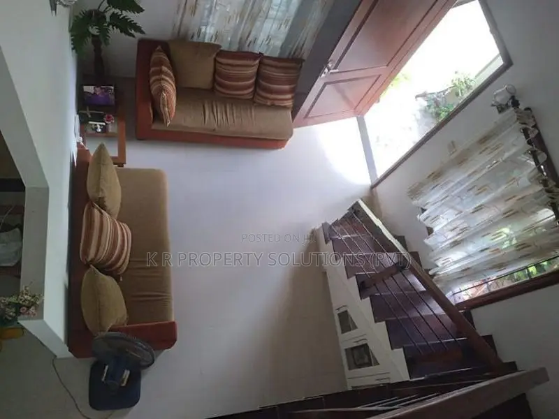 2 storied House for sale in piliyandala.