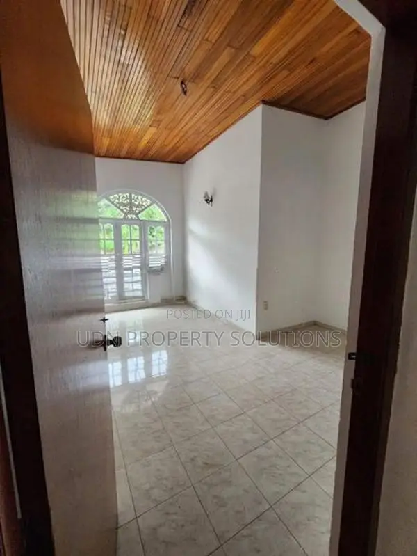 Modern Unfurnished 7BR House for Sale in Ja-Ela