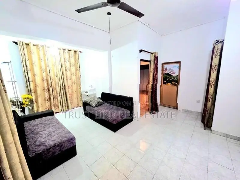 Single Story House For Sale In Wattala Mabola