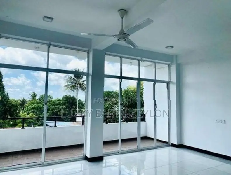 Malabe, Unfurnished 1ST Floor Apartment For Rent (MG1405)