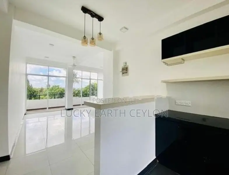 Malabe, Unfurnished 1ST Floor Apartment For Rent (MG1405)
