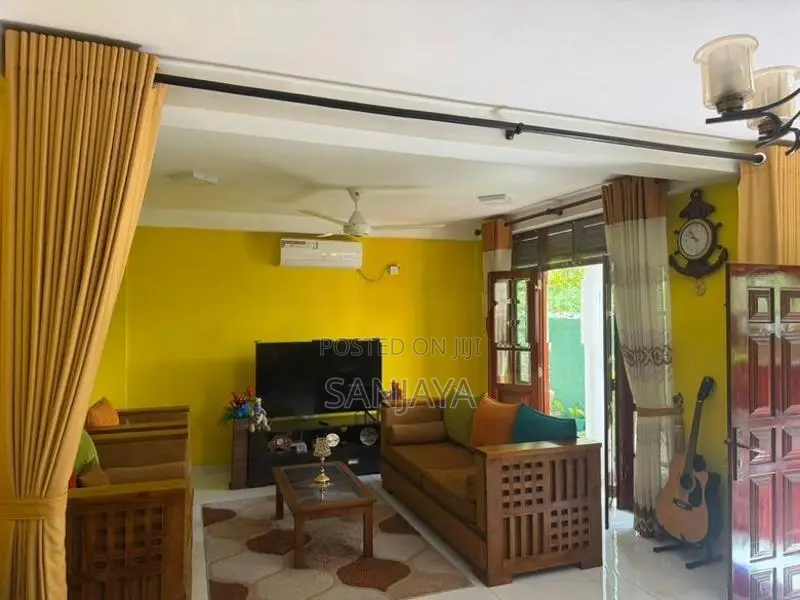 Two Storey House For Sale In Gampaha Nedungamuwa