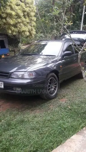 Toyota Caldina 2001