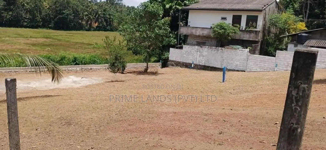 Kadawatha Land for Sale