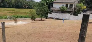 Kadawatha Land for Sale
