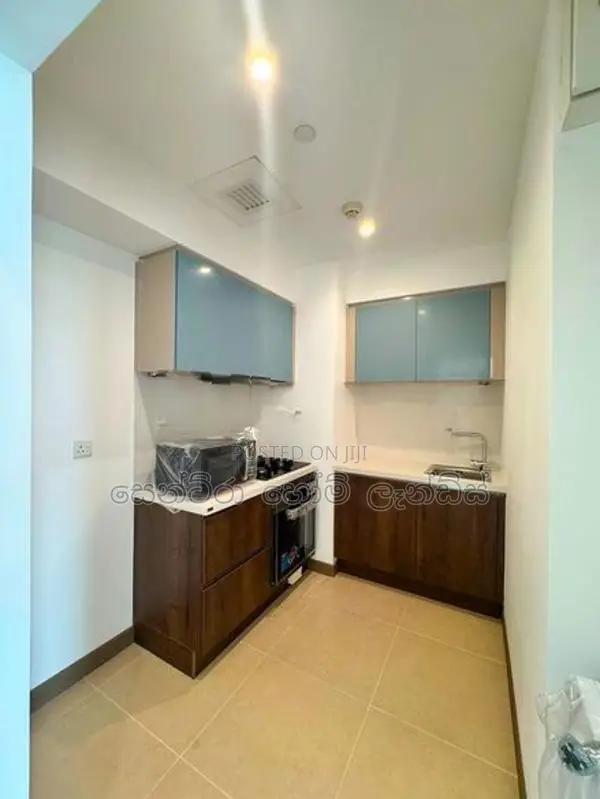 Luxury Apartment for Sale Marina Square,Colombo 15