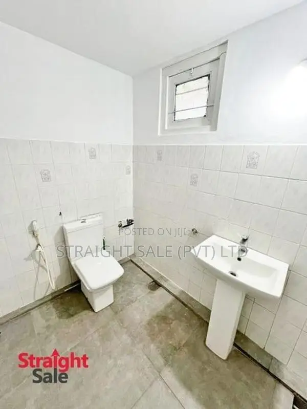 Two-Unit House for Sale in Pannipitiya [HS 02]