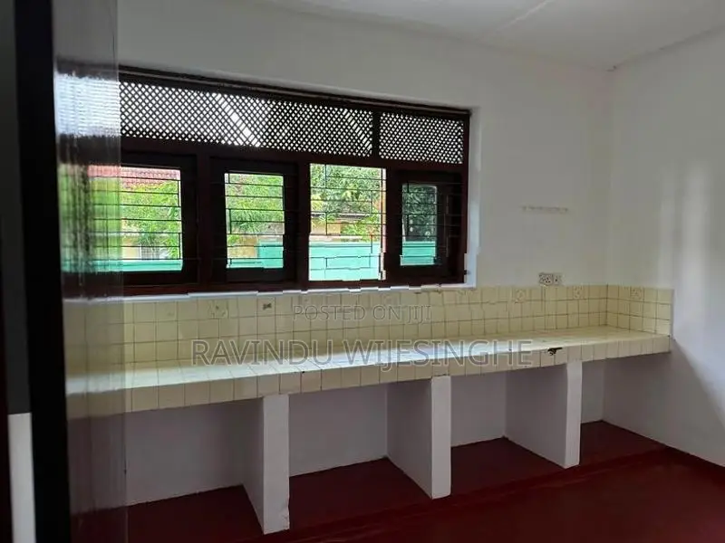House for Sale in නුගේගොඩ