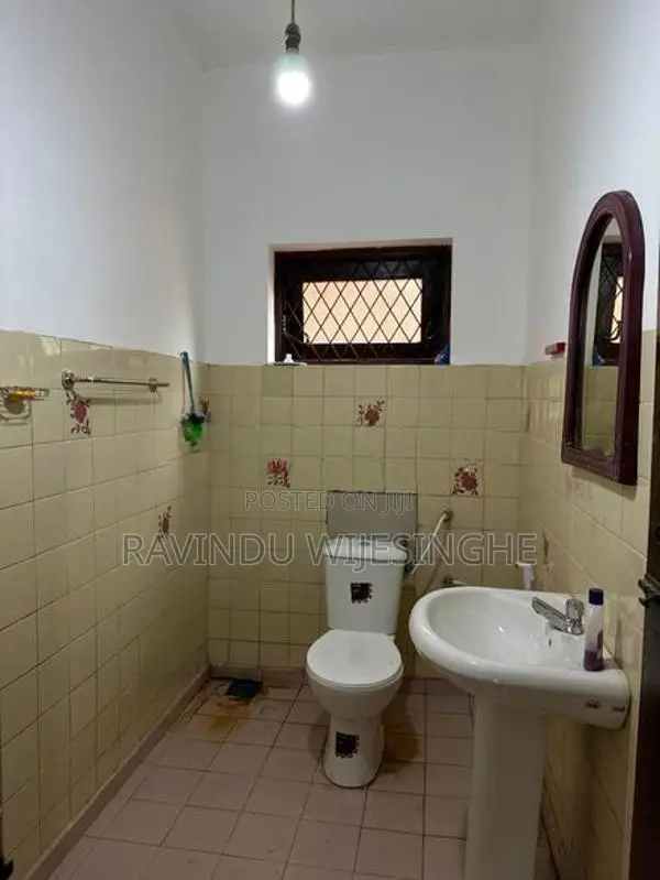 House for Sale in නුගේගොඩ