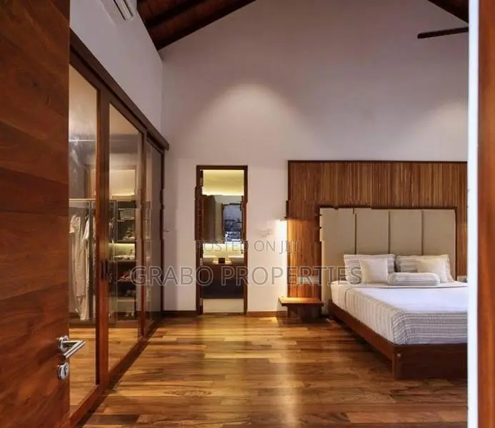Luxury Villa For rent in Dehiwala