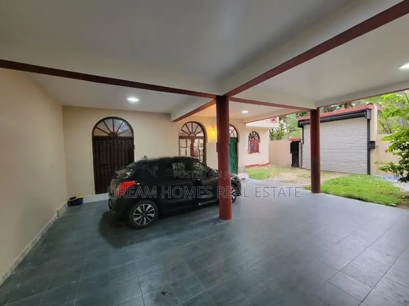 Spacious Two-Storey House for Rent – Pelawatta, Battaramulla