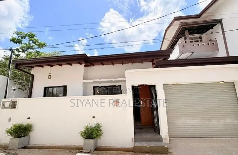 Brand New House for Sale in Athurugiriya
