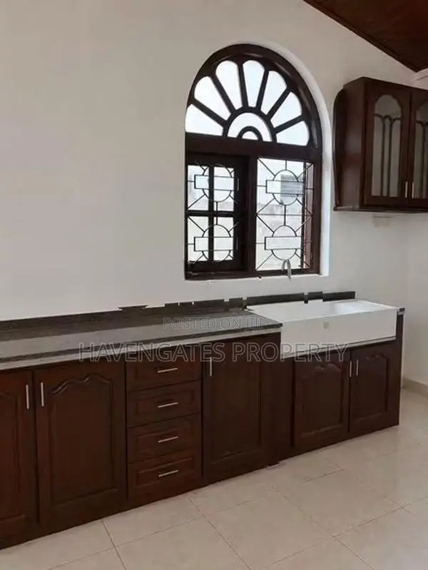 2 storey house rent in Ja ela