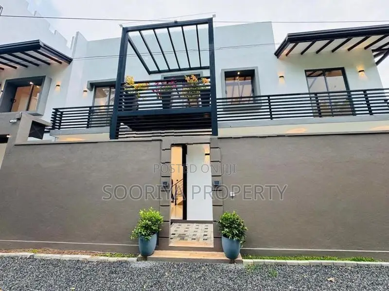 2 Story Brand New Luxury House for Sale in Piliyandala .