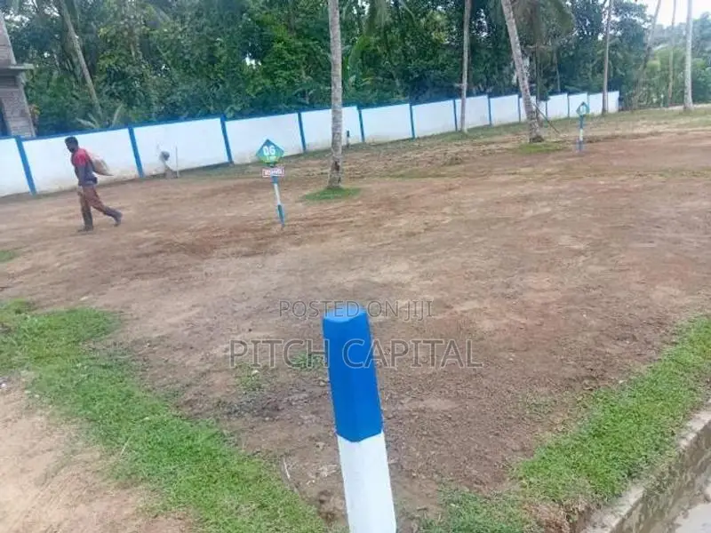 Luxury Land in Athurugiriya