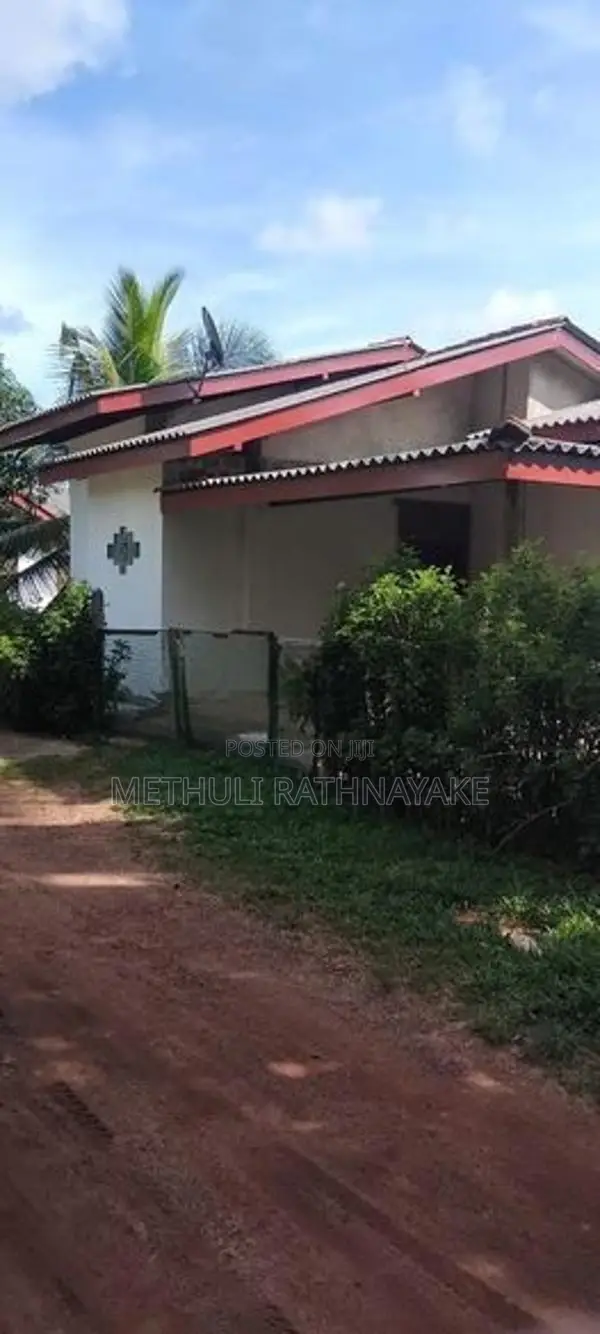 4-Bedroom Family House in Matara Sale