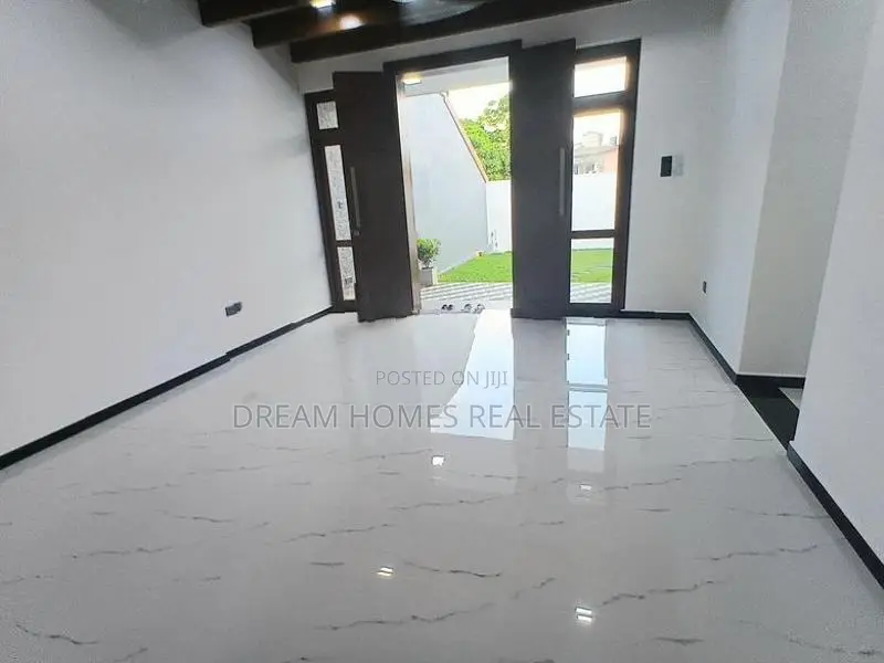 Brand New Architecture House for Sale - Piliyandala