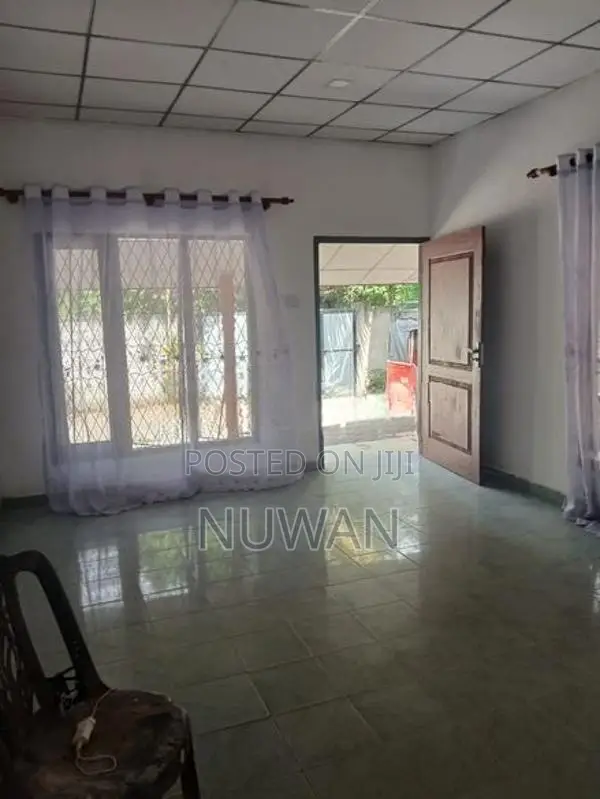 Stand alone newly refurbished house for rent in Kesbewa