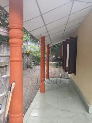 Stand alone newly refurbished house for rent in Kesbewa