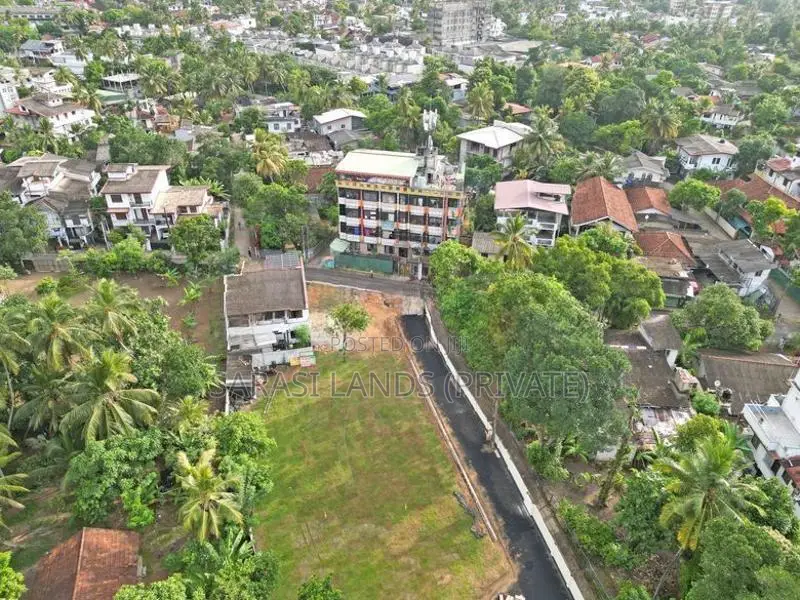 Land for Sale in Dalugama, Kelaniya | Sarasi Grand