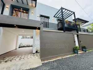 Luxury Brand New 2 Story House for Sale in Piliyandala