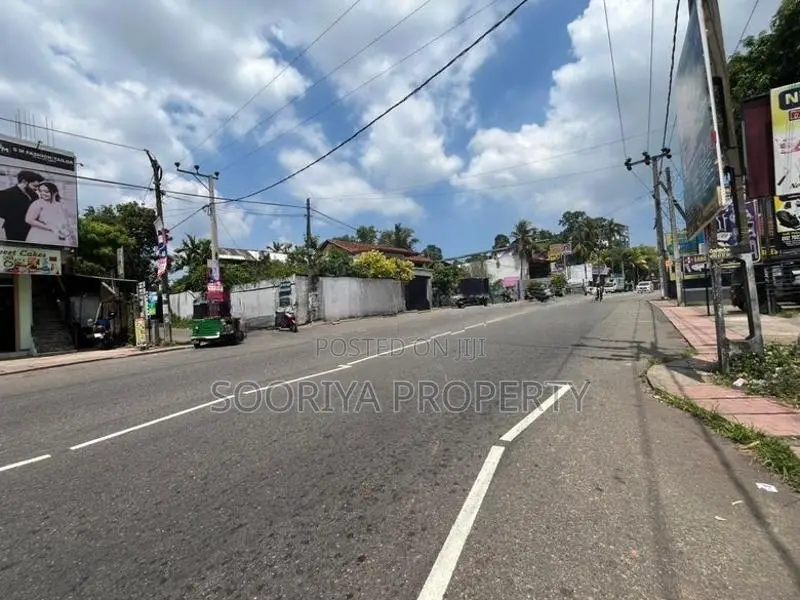 Superbly Land for Sale Piliyandala