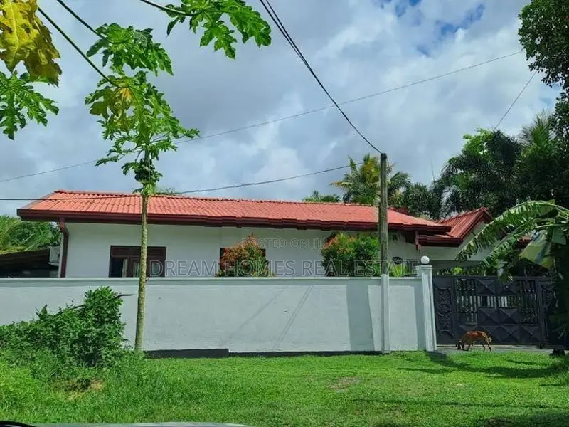 Single-Storey House for Sale – Kamburugoda, Bandaragama