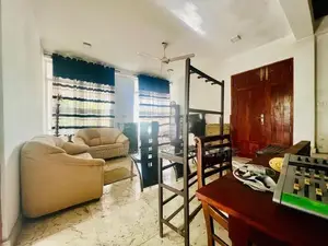 Upper floor house for rent in makumbura kottawa